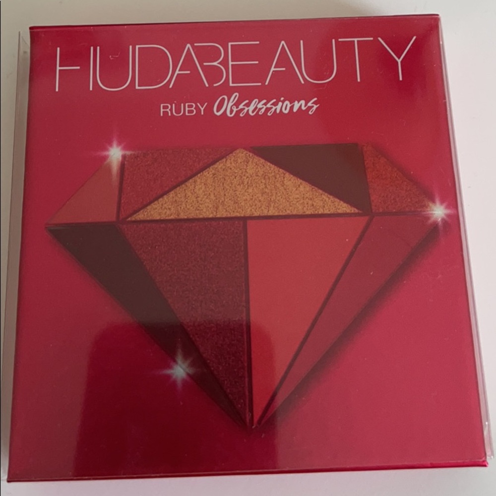 HudaBeauty Ruby Obsessions